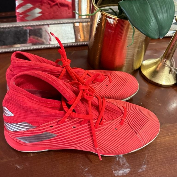 Adidas - Picture 2 of 8